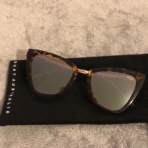 NWOT Quay Sunglasses